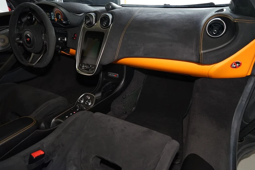 2018 McLaren 570S - Image 16 of 30