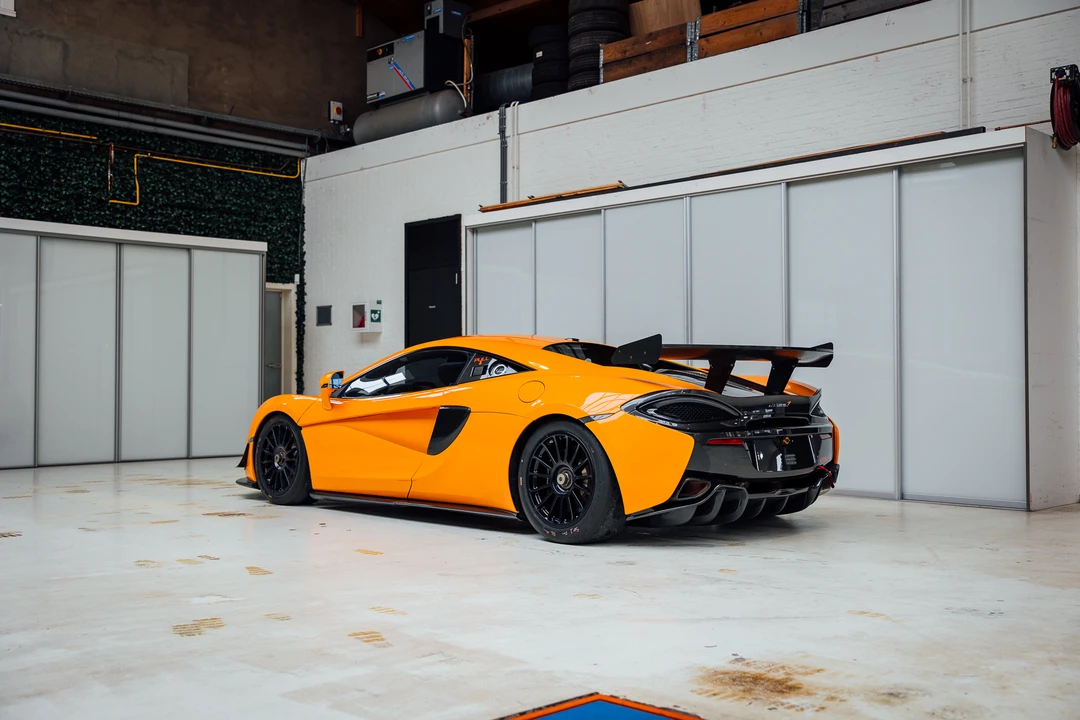 2016 McLaren 570S - Image 6 of 31