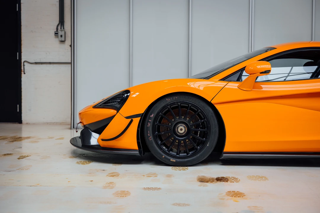 2016 McLaren 570S - Image 23 of 31