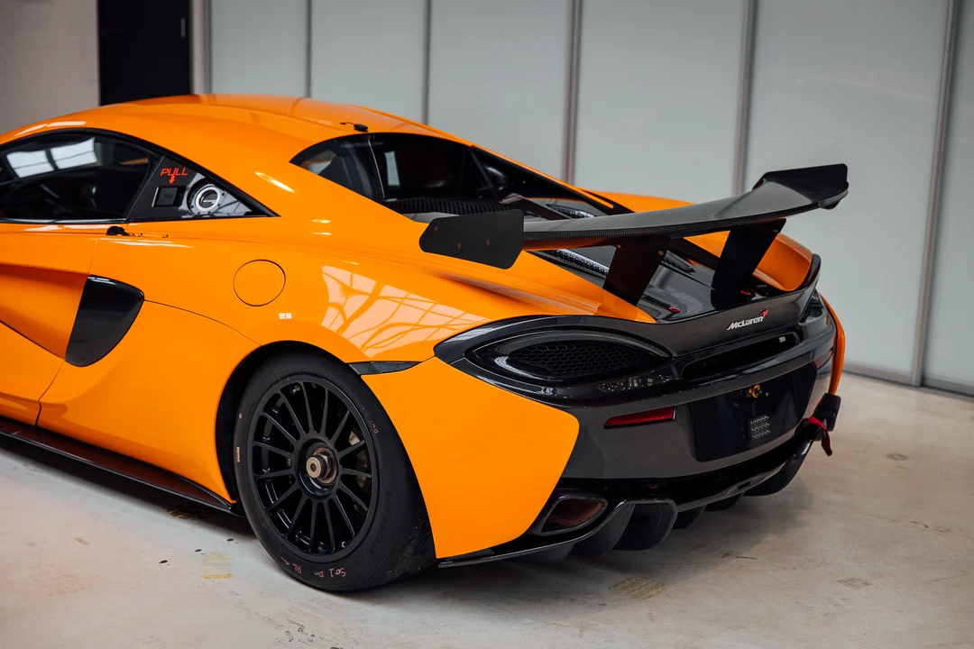 2016 McLaren 570S - Image 24 of 31