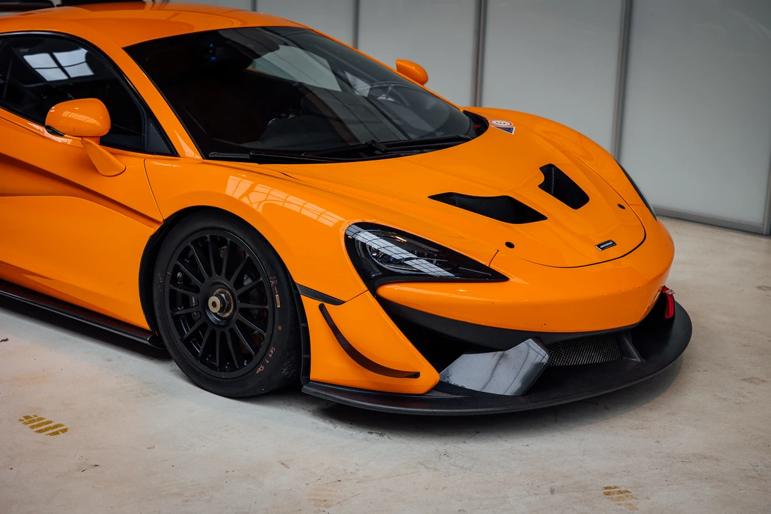 2016 McLaren 570S - Image 26 of 31