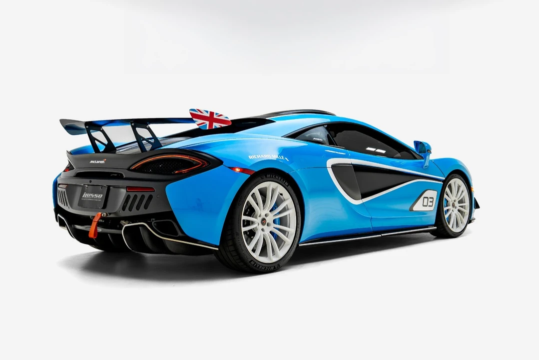 2018 McLaren 570S - Image 2 of 31