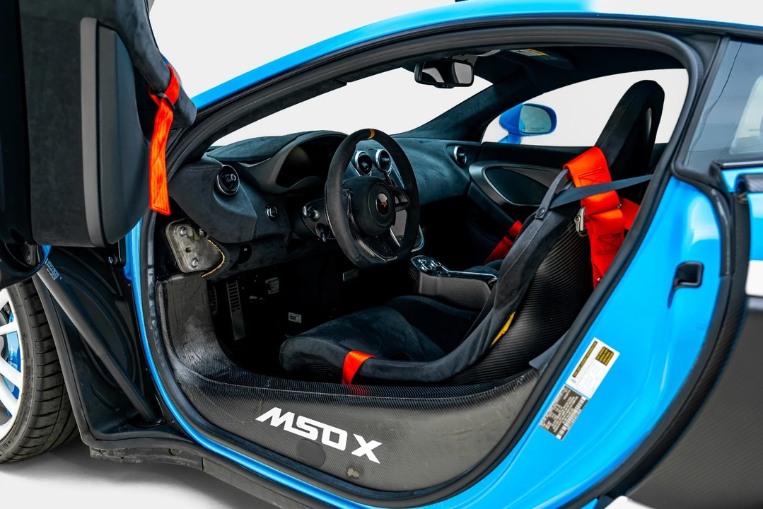 2018 McLaren 570S - Image 3 of 31