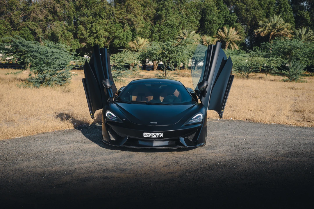 2018 McLaren 570S - Image 18 of 31