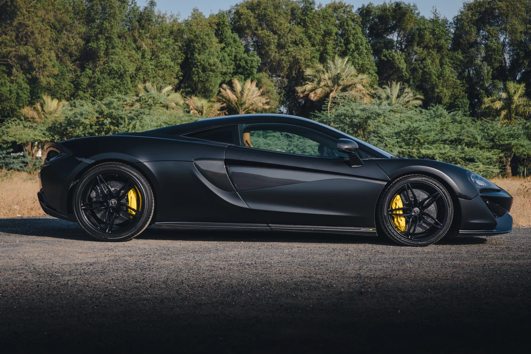 2018 McLaren 570S - Image 16 of 31
