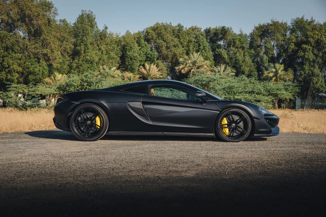 2018 McLaren 570S - Image 8 of 31