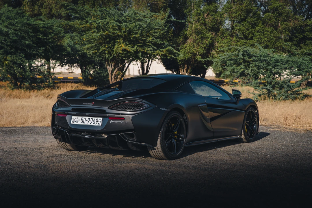 2018 McLaren 570S - Image 7 of 31