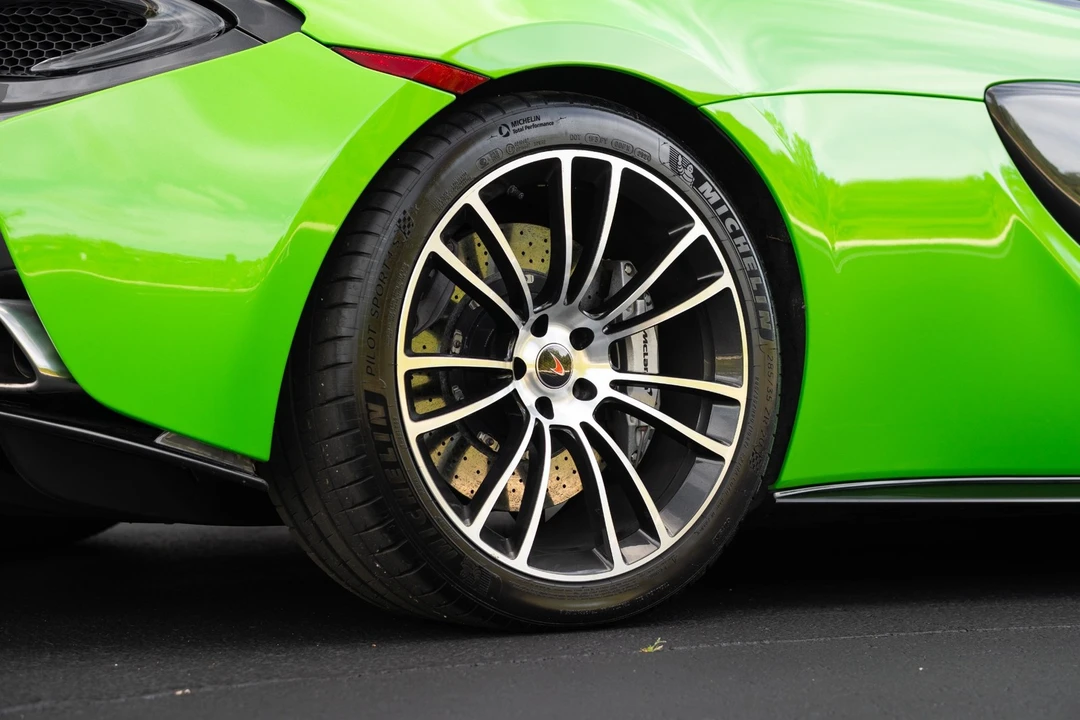2018 McLaren 570S - Image 16 of 31