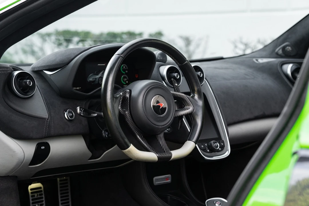 2018 McLaren 570S - Image 5 of 31