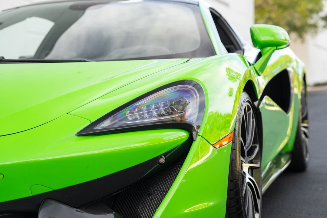2018 McLaren 570S - Image 26 of 31