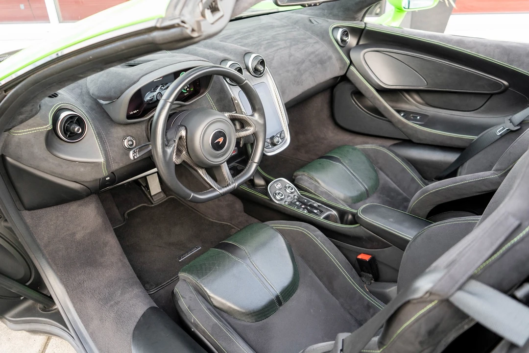 2018 McLaren 570S - Image 9 of 31