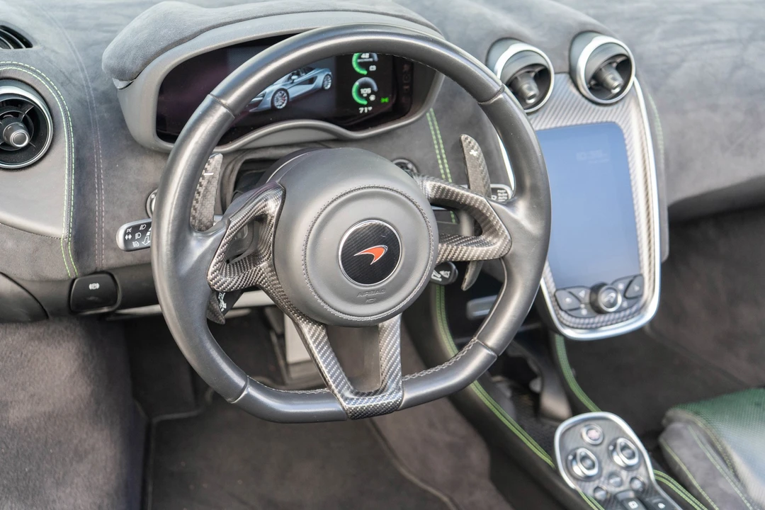 2018 McLaren 570S - Image 17 of 31