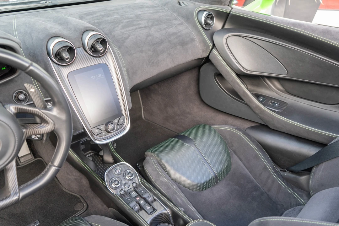 2018 McLaren 570S - Image 16 of 31