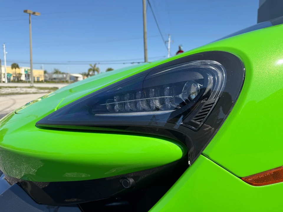 2018 McLaren 570S - Image 5 of 21