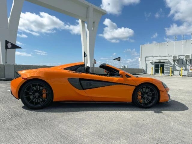 2018 McLaren 570S Spider - Image 5 of 21