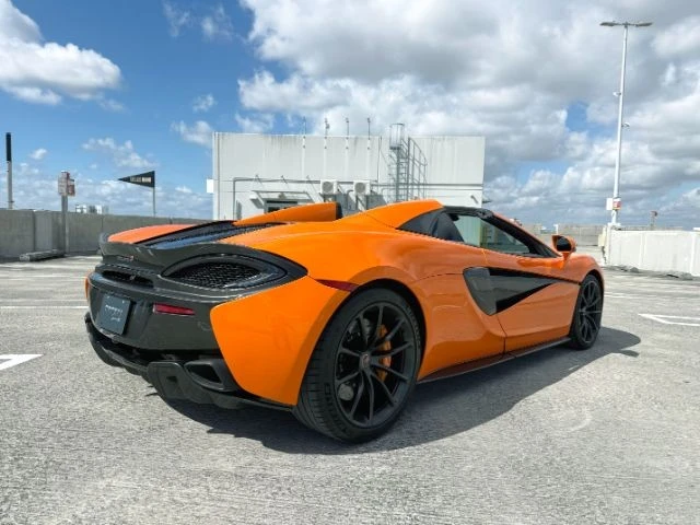 2018 McLaren 570S Spider - Image 4 of 21