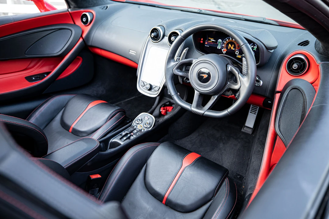 2018 McLaren 570S Spider - Image 22 of 25