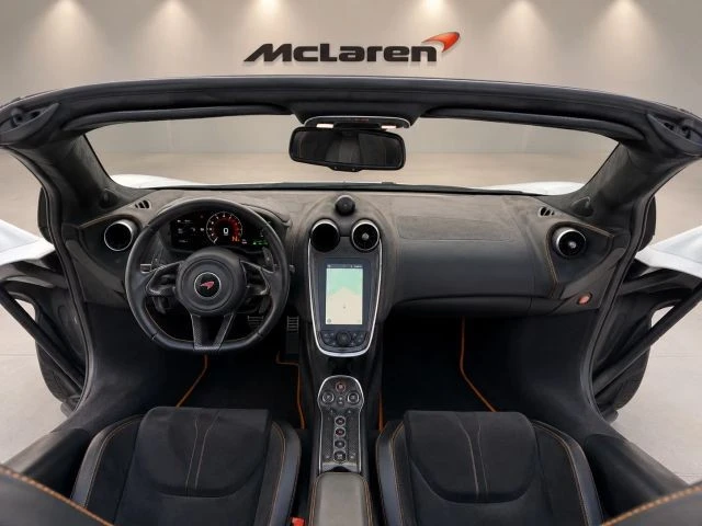 2018 McLaren 570S Spider - Image 17 of 25
