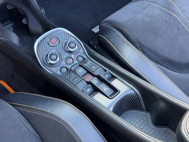 2018 McLaren 570S Spider - Image 19 of 25
