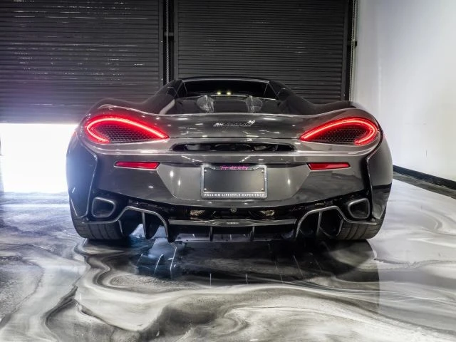 2018 McLaren 570S Spider - Image 10 of 21