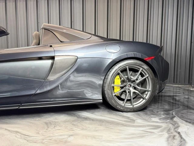2018 McLaren 570S Spider - Image 6 of 26