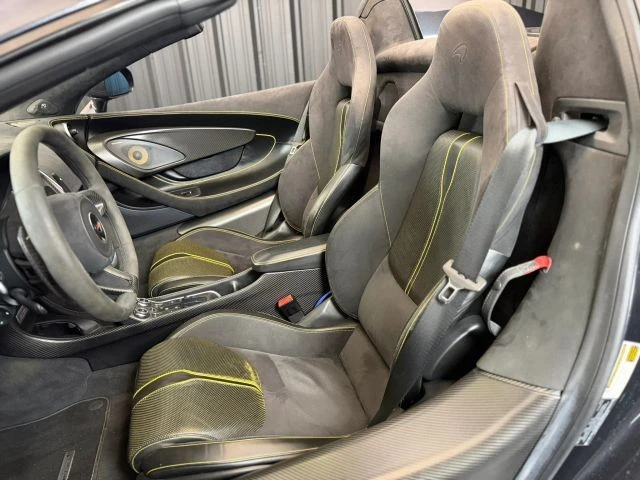 2018 McLaren 570S Spider - Image 15 of 26
