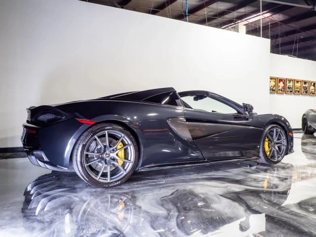 2018 McLaren 570S Spider - Image 8 of 21