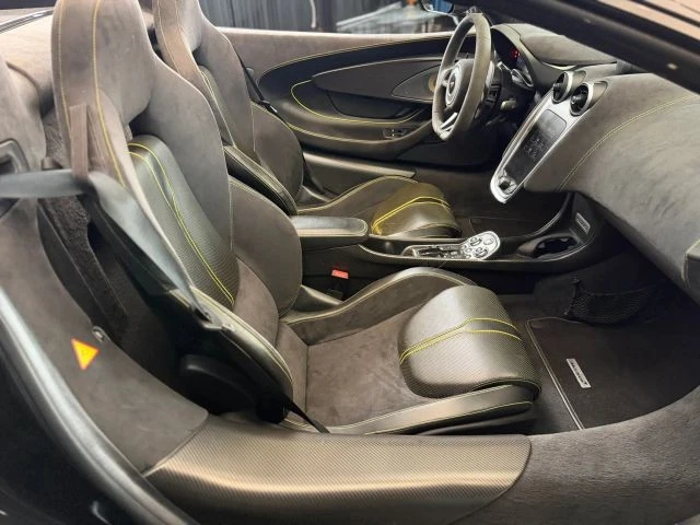 2018 McLaren 570S Spider - Image 19 of 26