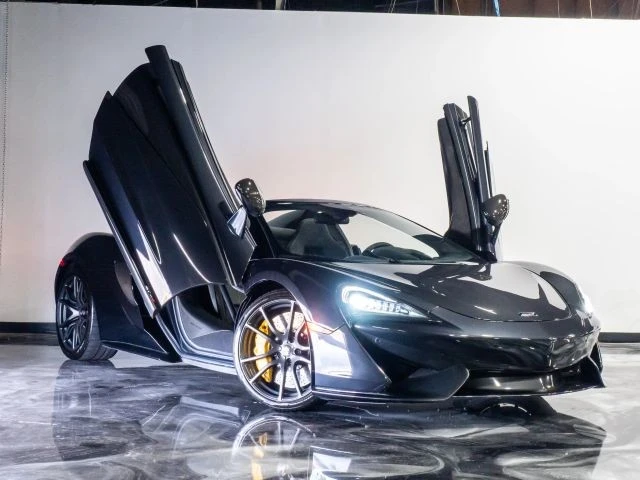 2018 McLaren 570S Spider - Image 2 of 21