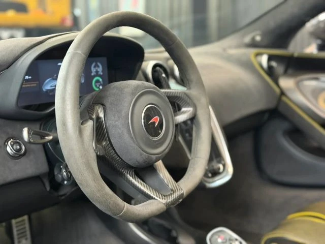 2018 McLaren 570S Spider - Image 16 of 26