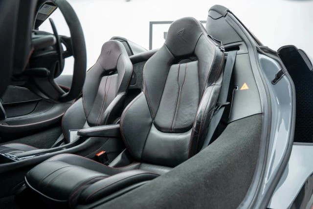 2018 McLaren 570S Spider - Image 3 of 21