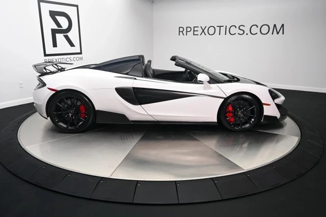 2018 McLaren 570S Spider - Image 11 of 31