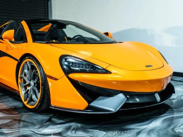 2018 McLaren 570S Spider - Image 4 of 21