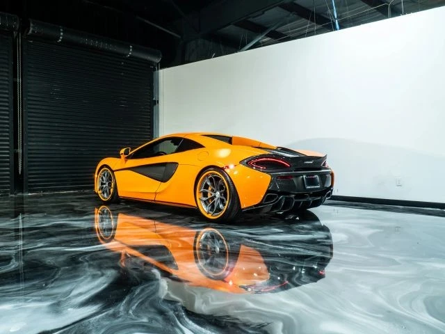 2018 McLaren 570S Spider - Image 13 of 21