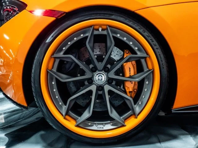 2018 McLaren 570S Spider - Image 19 of 21