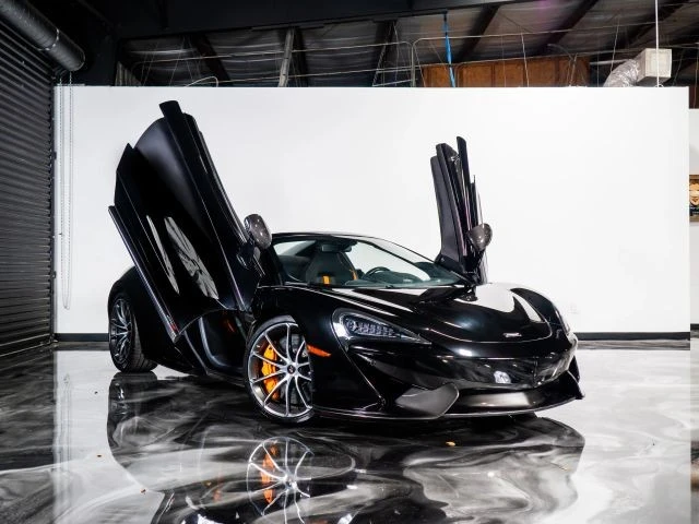 2018 McLaren 570S Spider - Image 2 of 21