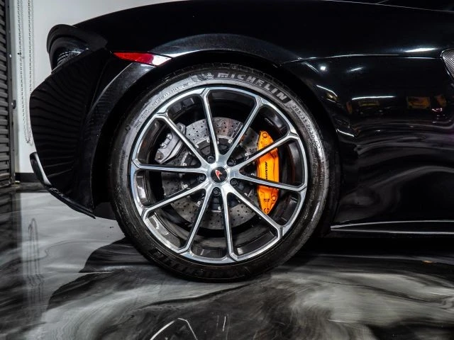 2018 McLaren 570S Spider - Image 12 of 21