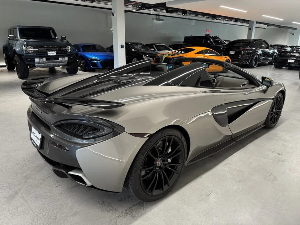 2018 McLaren 570S Spider - Image 20 of 21