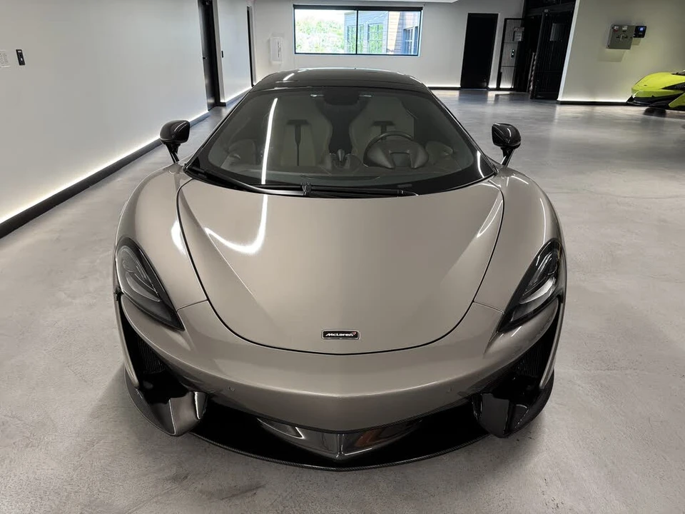2018 McLaren 570S Spider - Image 9 of 21