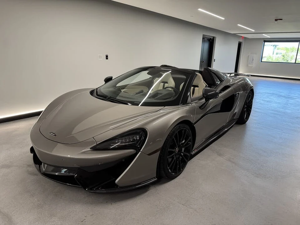 2018 McLaren 570S Spider - Image 17 of 21