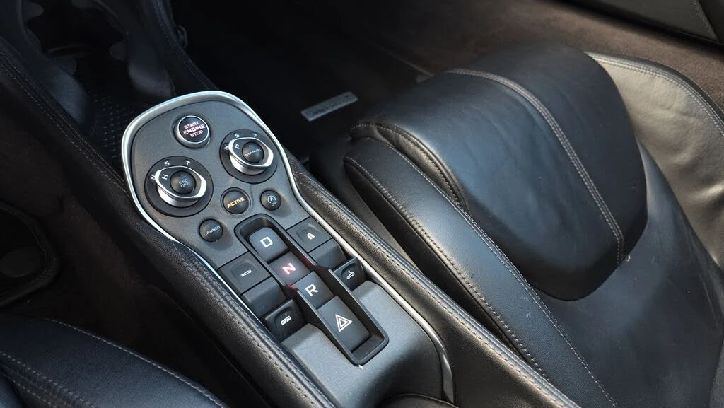 2018 McLaren 570S - Image 30 of 31