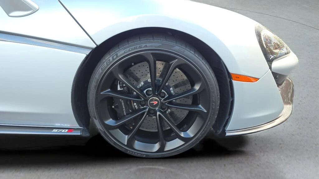 2018 McLaren 570S - Image 13 of 31