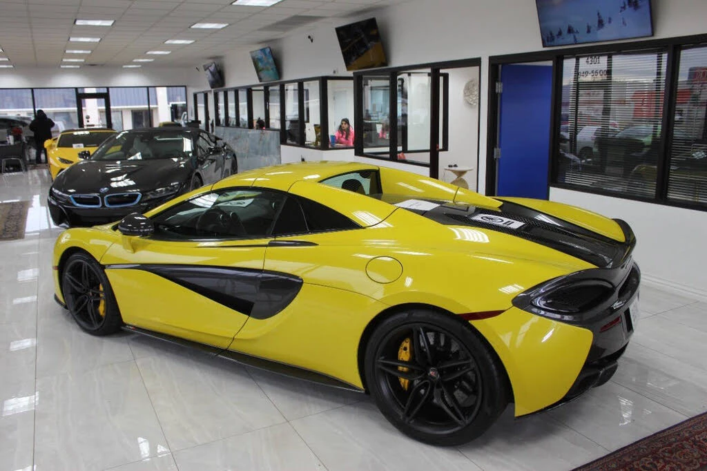 2018 McLaren 570S Spider - Image 14 of 26