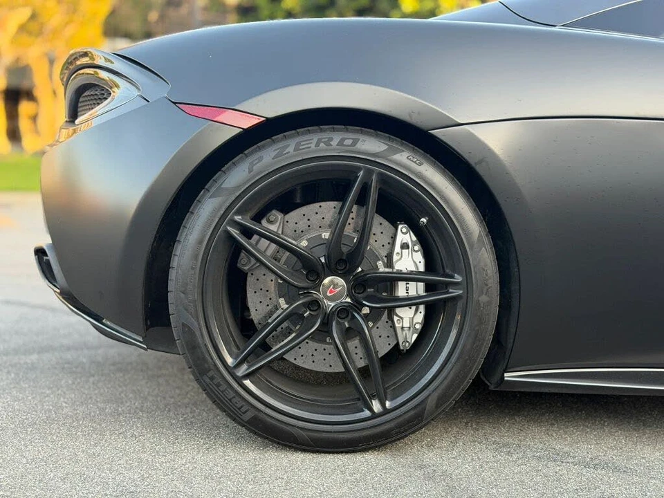 2018 McLaren 570S Spider - Image 15 of 21