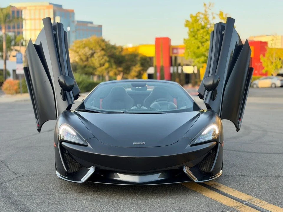 2018 McLaren 570S Spider - Image 3 of 21