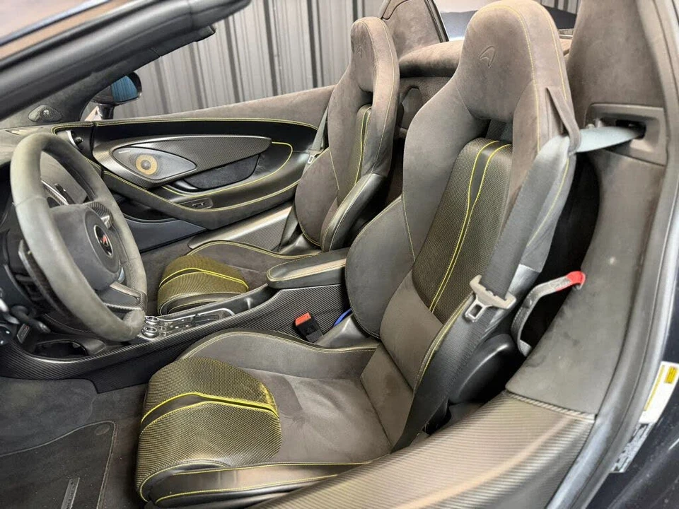 2018 McLaren 570S Spider - Image 15 of 26