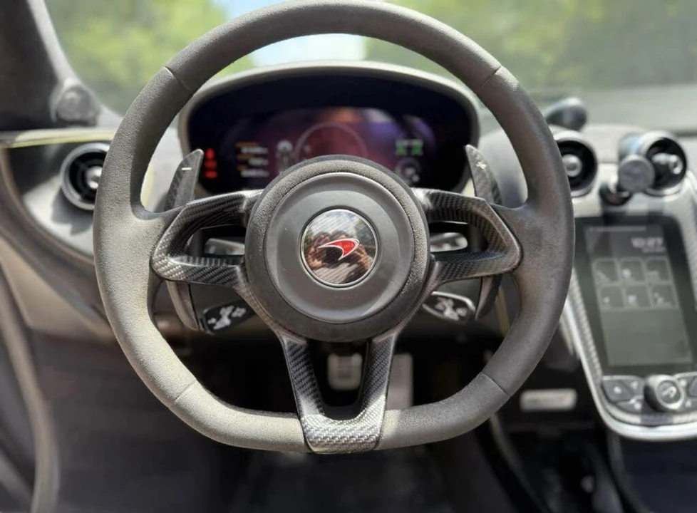 2018 McLaren 570S Spider - Image 17 of 18