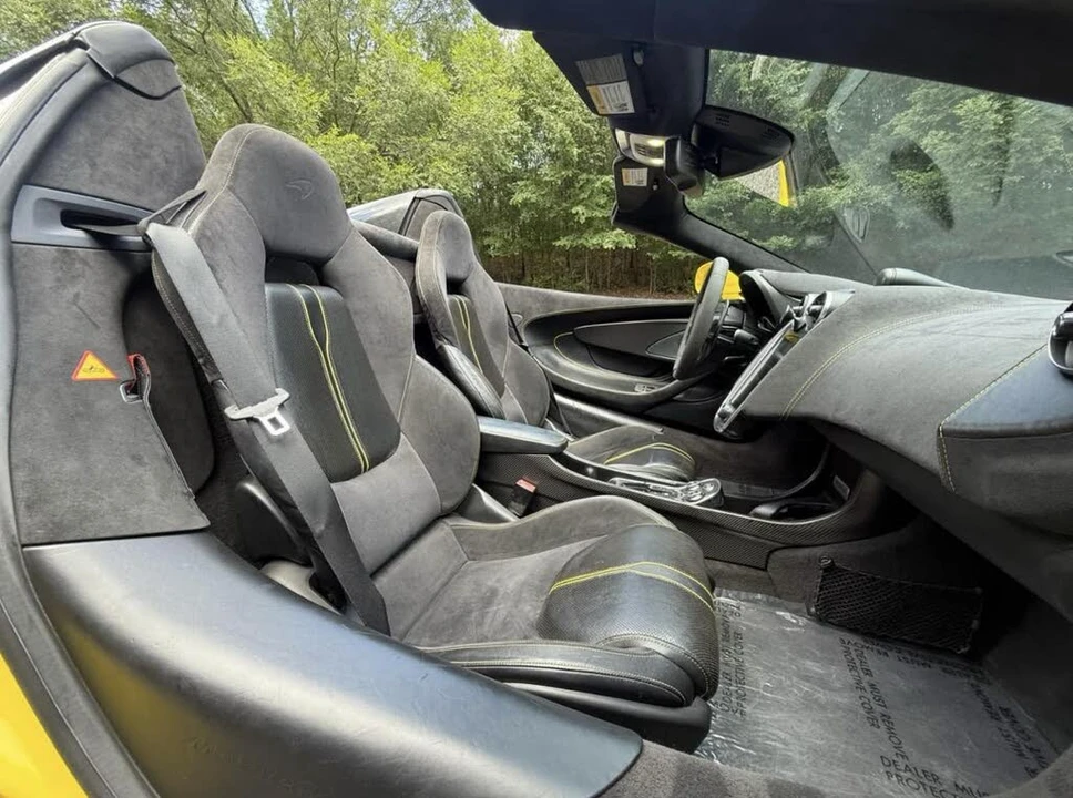 2018 McLaren 570S Spider - Image 12 of 18