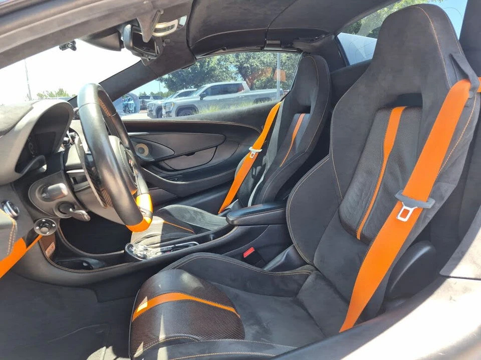 2018 McLaren 570S - Image 21 of 30