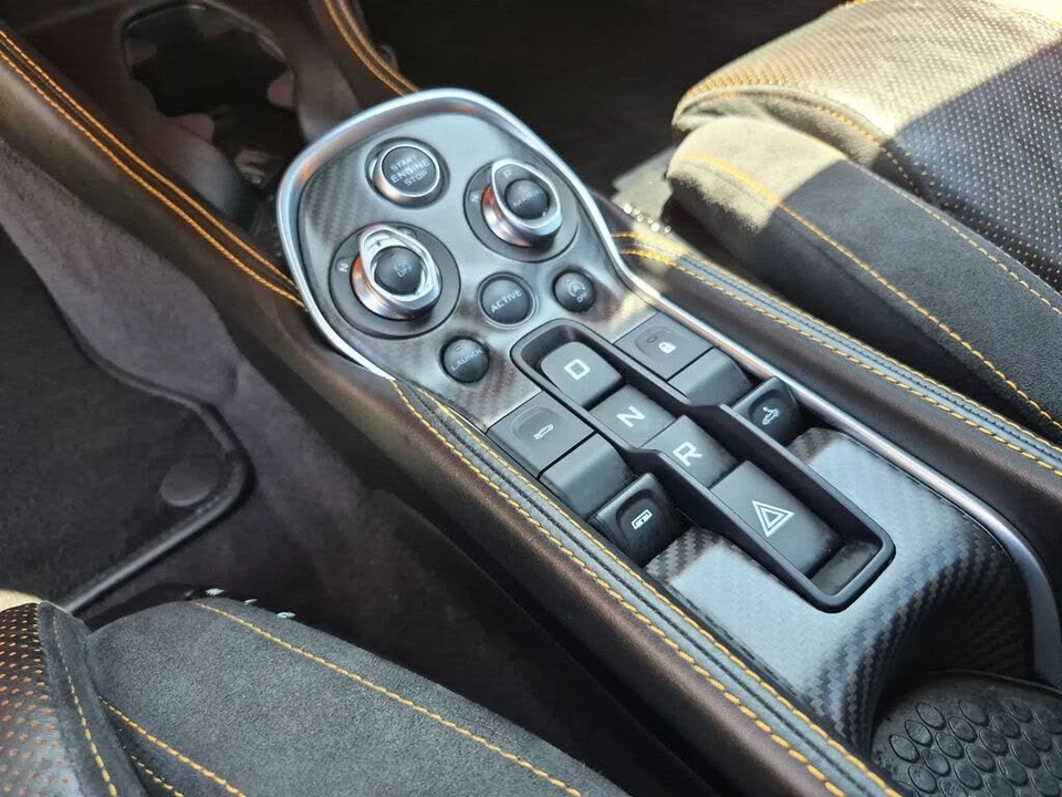 2018 McLaren 570S - Image 29 of 30